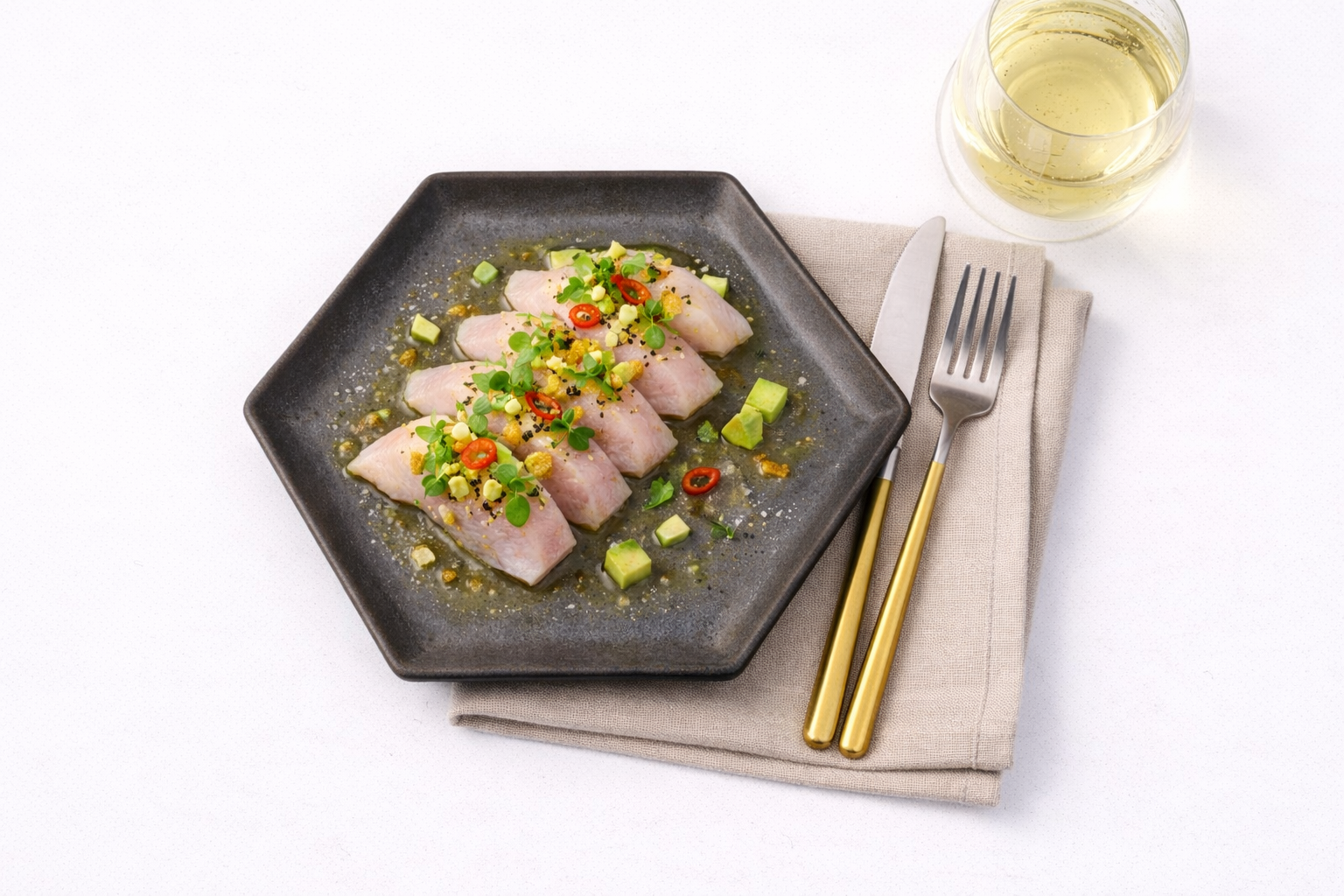 Seared Tuna Tataki, Spring Onion & Citrus Soy – Carbon Luxe